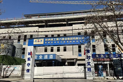 4 根肋骨被打断！59 岁监理履职遭报复，建筑行业合规底线如何筑牢？